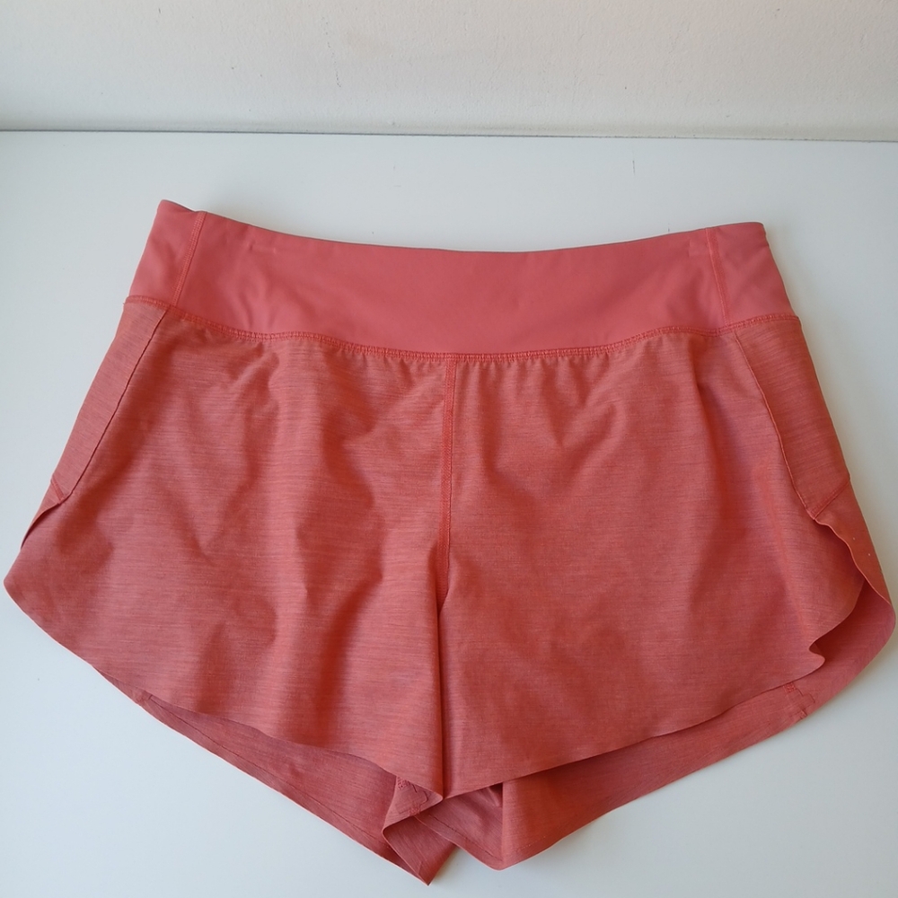 Athleta Run With It Textured Shorts Women's Large
